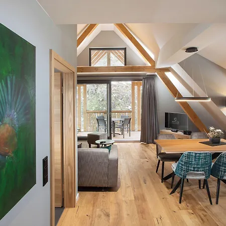 Black Forest Apartamento *